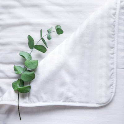 Thin summer cotton blanket