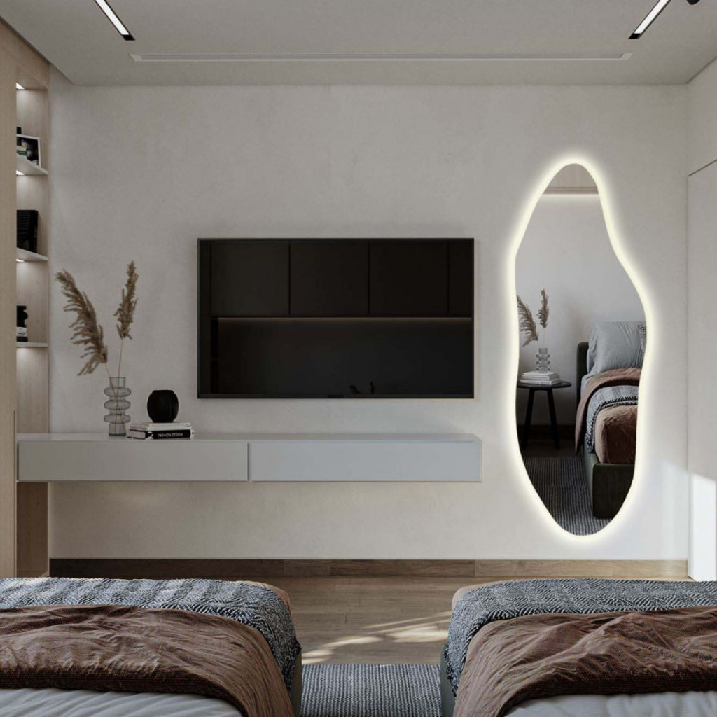 Mirror Pine Mirror Pine