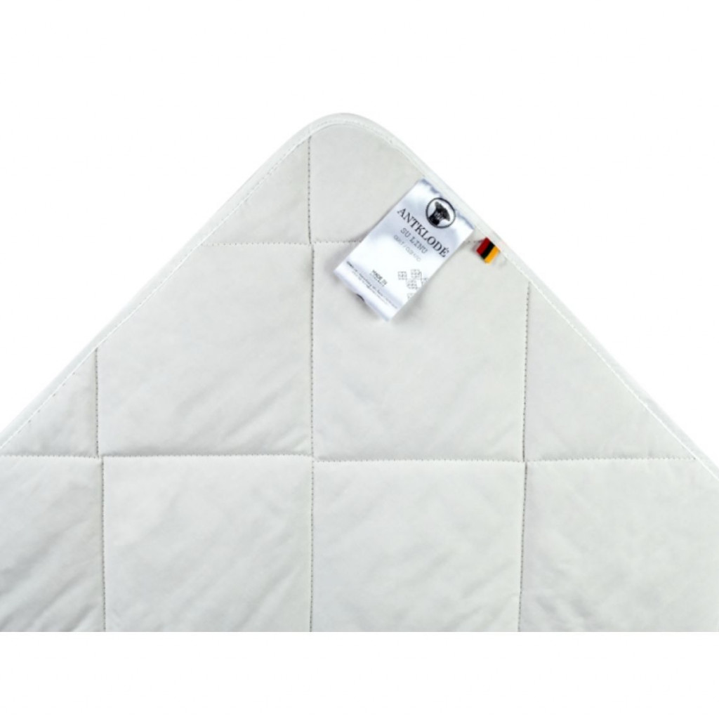 Blanket with Linen Blanket with Linen