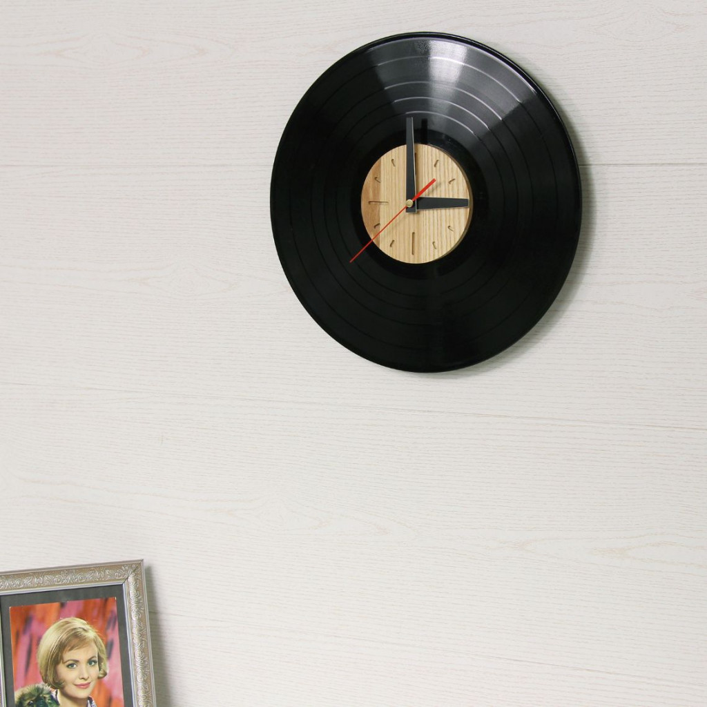Clock - Vinyl Record Clock - Vinyl Record
