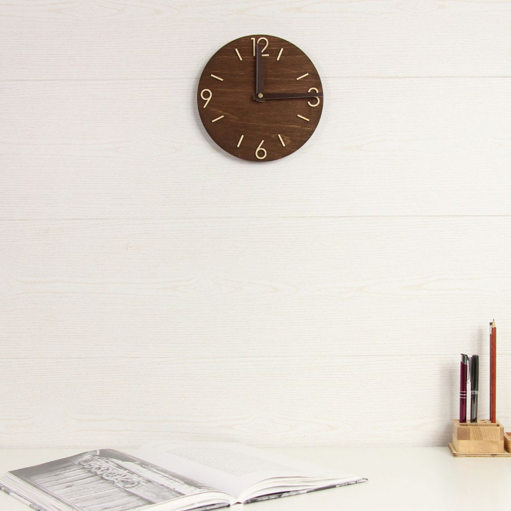 Round Wooden Clock Round Wooden Clock