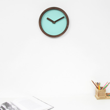Dark Wooden Round Watch (Mint Green Faux Leather)