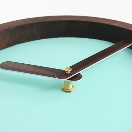 Dark Wooden Round Watch (Mint Green Faux Leather)