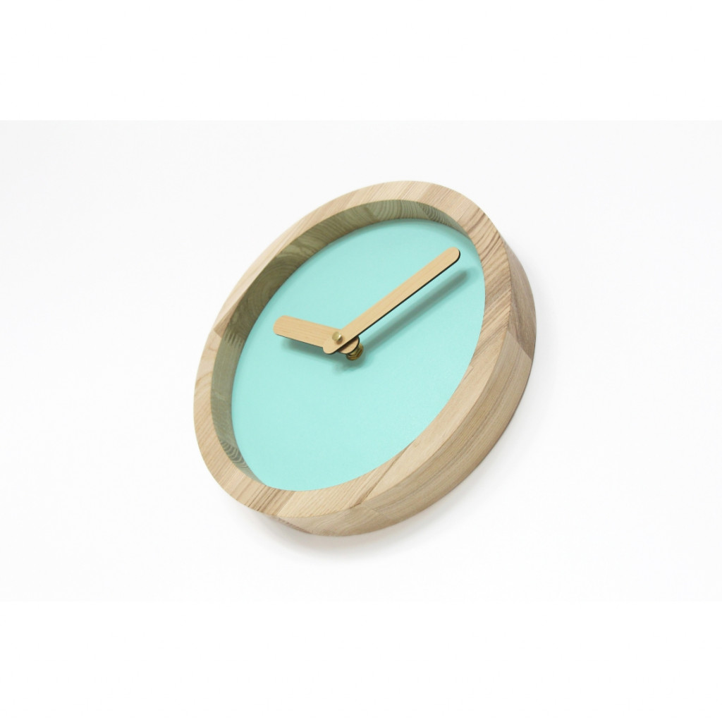 Šviesus Medinis Apvalus Laikrodis (Mint Green Dirbtinė Oda) | produktai | NMF Home