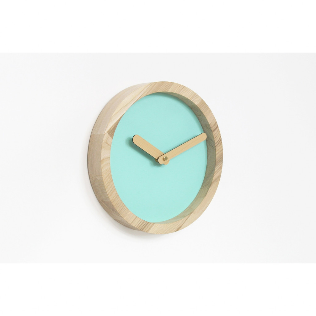 Light Wooden Round Clock (Mint Green Faux Leather) Light Wooden Round Clock (Mint Green Faux Leather)