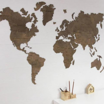 Wooden wall map of the world | Brown