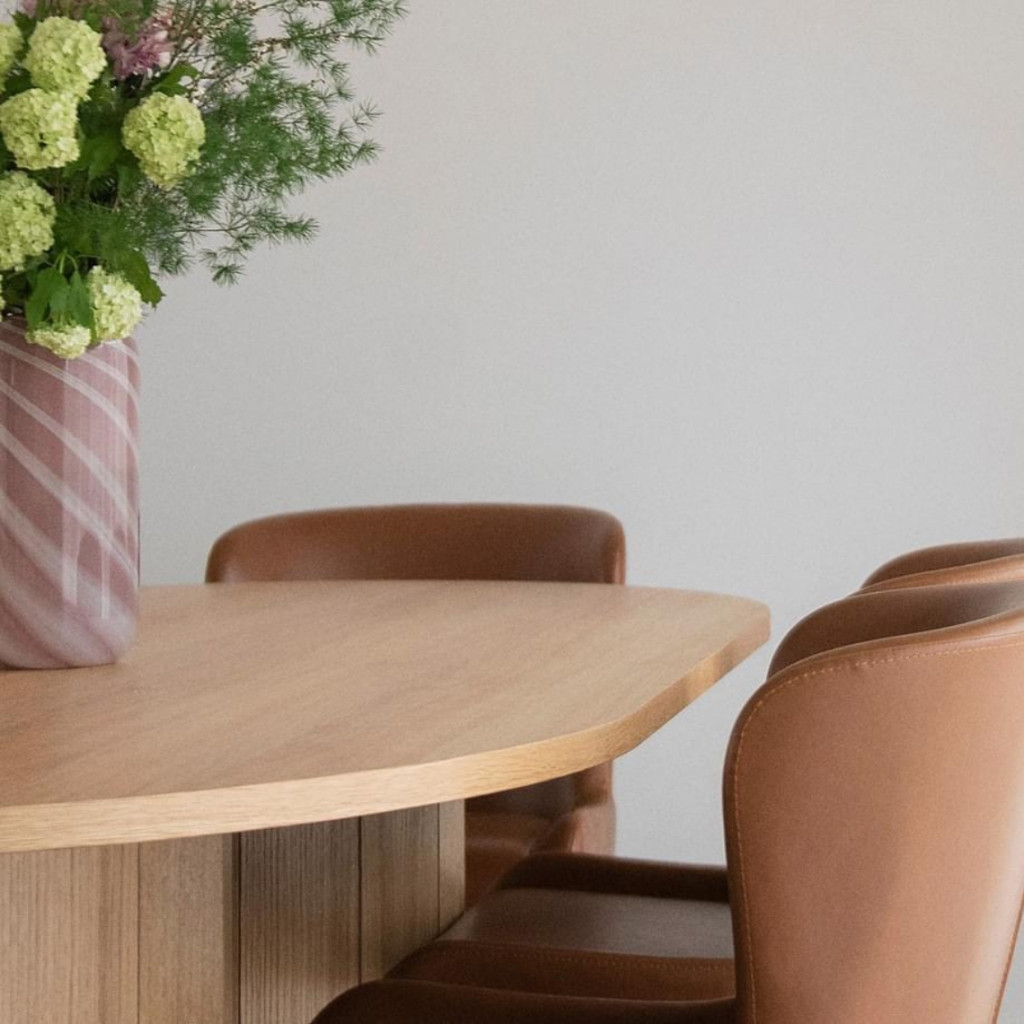 Long dining table Revolve Light Oak Long dining table Revolve Light Oak