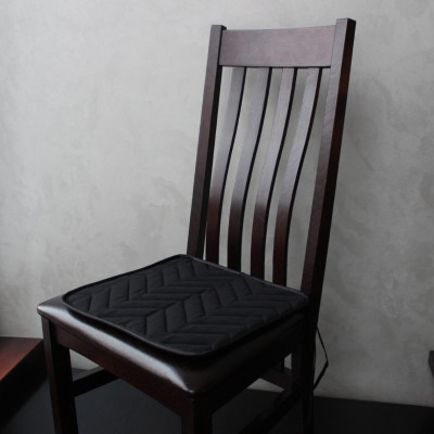 Kėdės pagalvėlė | Juoda eglutė | kedziu-pagalveles | NMF Home