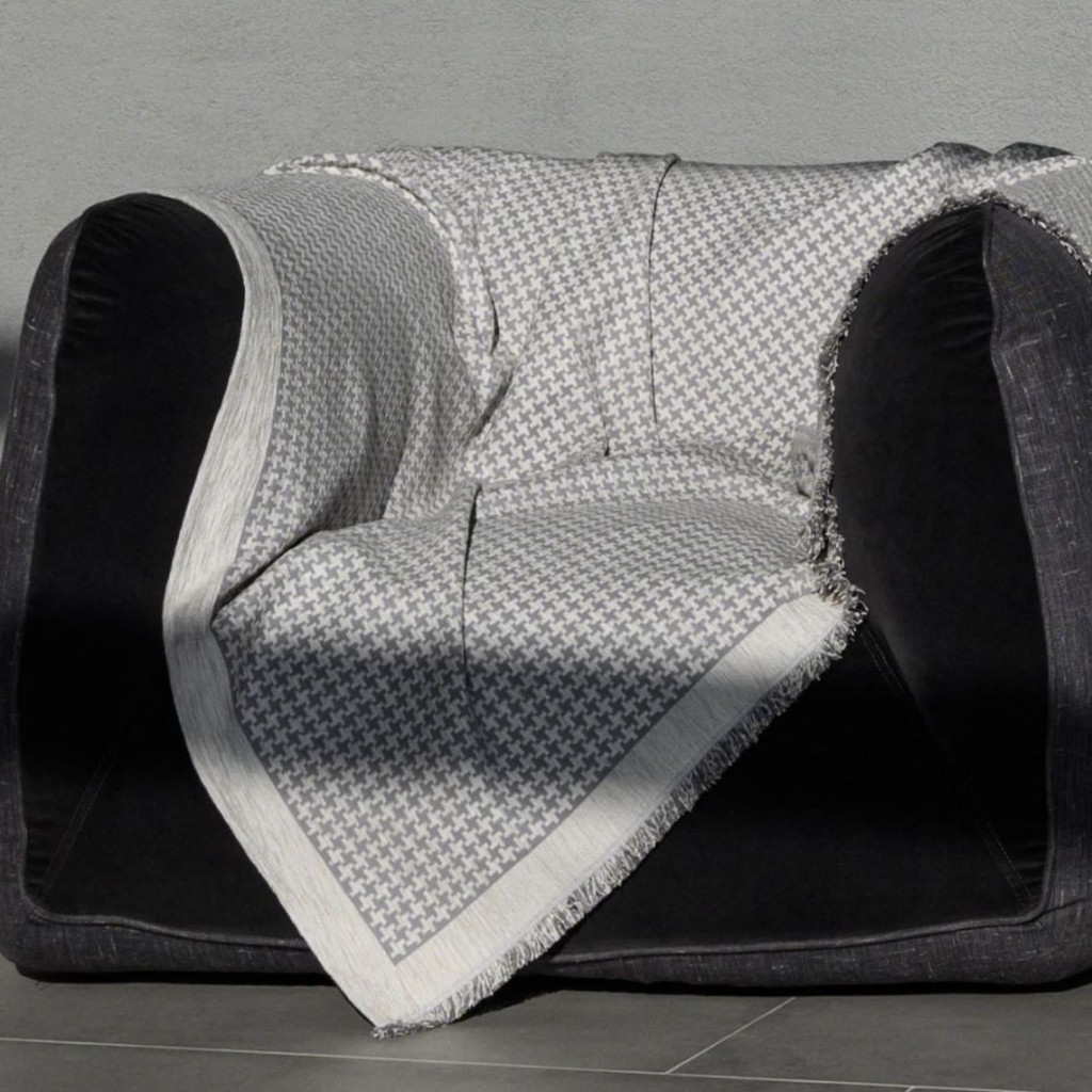Plaids Concept Ice| Gaiši pelēks Plaids Concept Ice| Gaiši pelēks