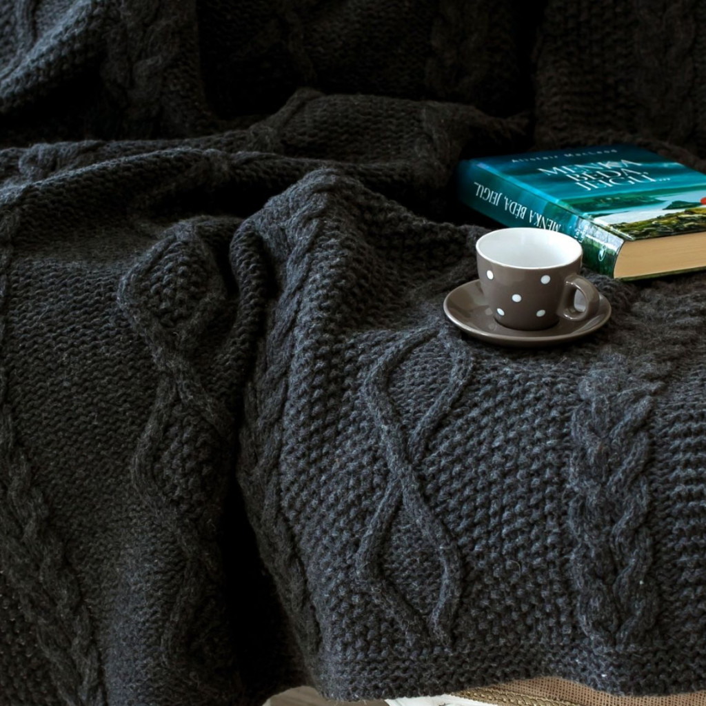 Merino wool plaid Aran | Black