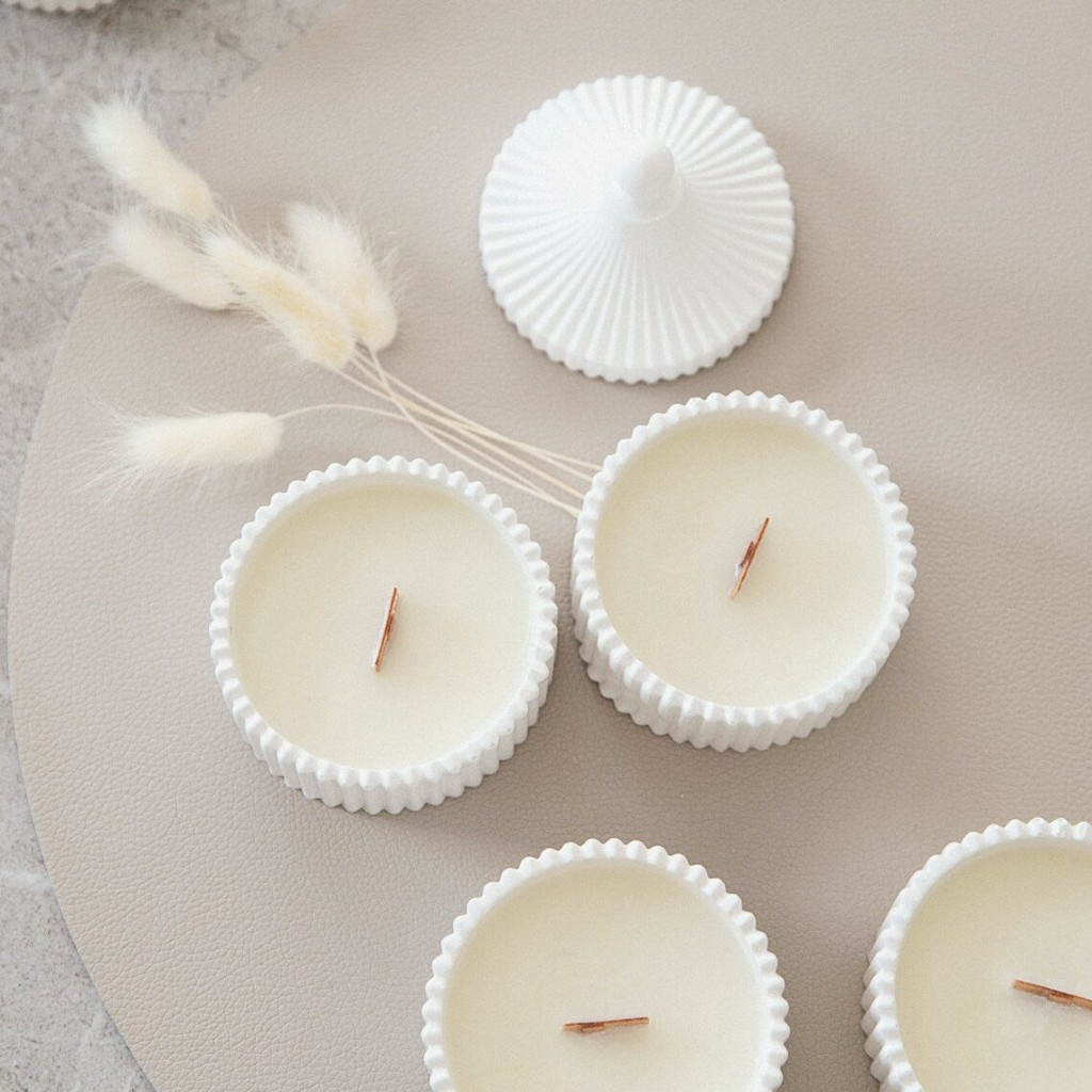 Maža kvepianti kokosų vaško žvakė | Auksinė valanda | zvakes- | NMF Home