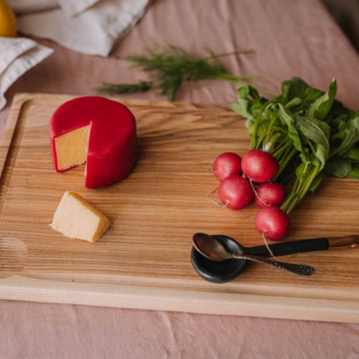Minimalist Wooden Cutting Board
