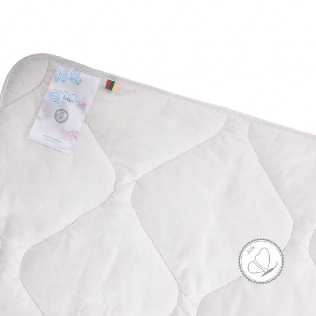 Children's blanket with silk | Bedding for children Children's blanket with silk | Bedding for children