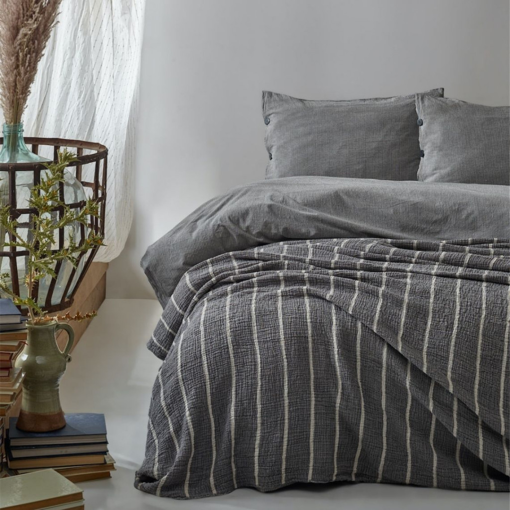 Pinstripe Bed linen covers set Pinstripe Bed linen covers set