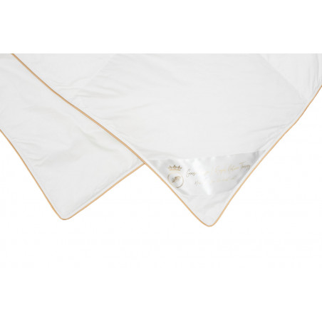 100% Goose down duvet
