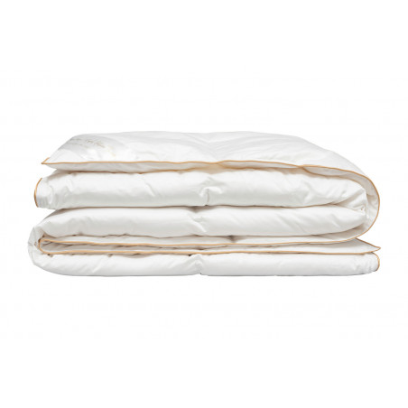 80% Goose Down Duvet